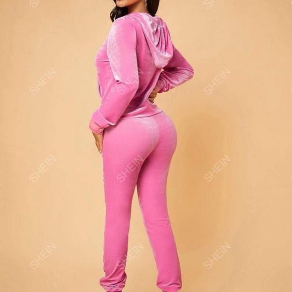 Two piece set - Picture 2 of 5